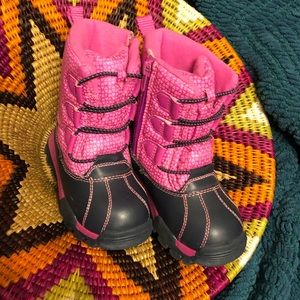OshKosh Toddler Snow Boots